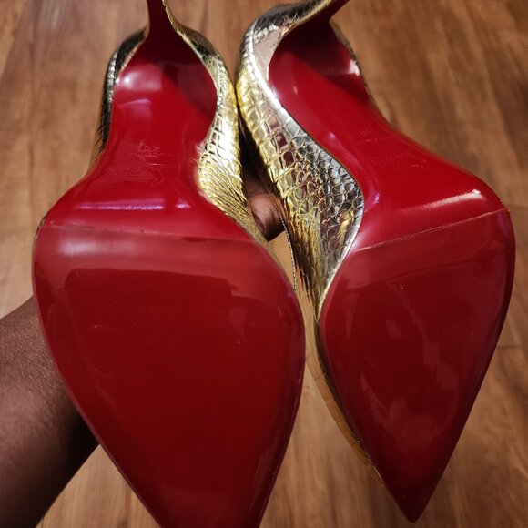 Christian Louboutin Gold Metallic Croc Embossed Iriza Pumps - Picture 4 of 4